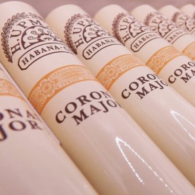H. Upmann Coronas Major Tubos – Box of 25 - Image 2