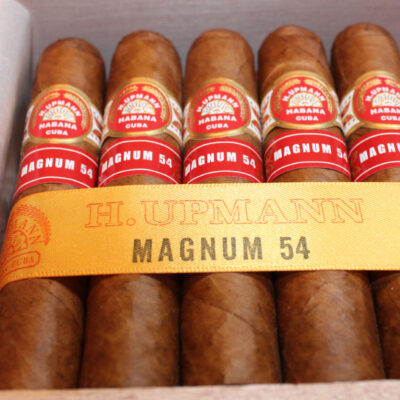 H. Upmann Magnum 54 – Box of 25 - Image 3